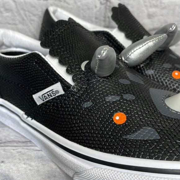 NWOT Vans Triceratops Slip-On - Size 2.5 Kids - Picture 8 of 14